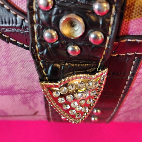 RealTree Rhinestones Western Croc Purse - Picture 4 of 15